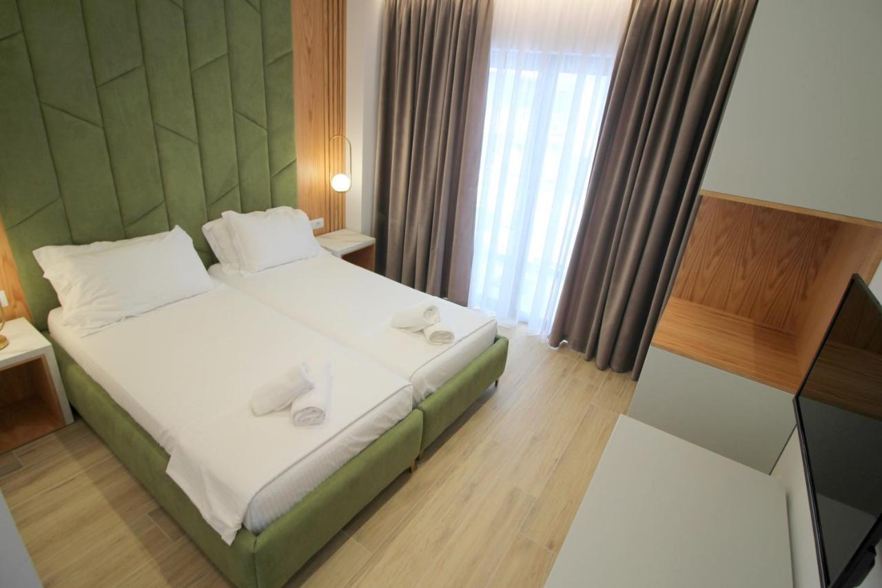 Hotel Julia Sarandë Exterior foto