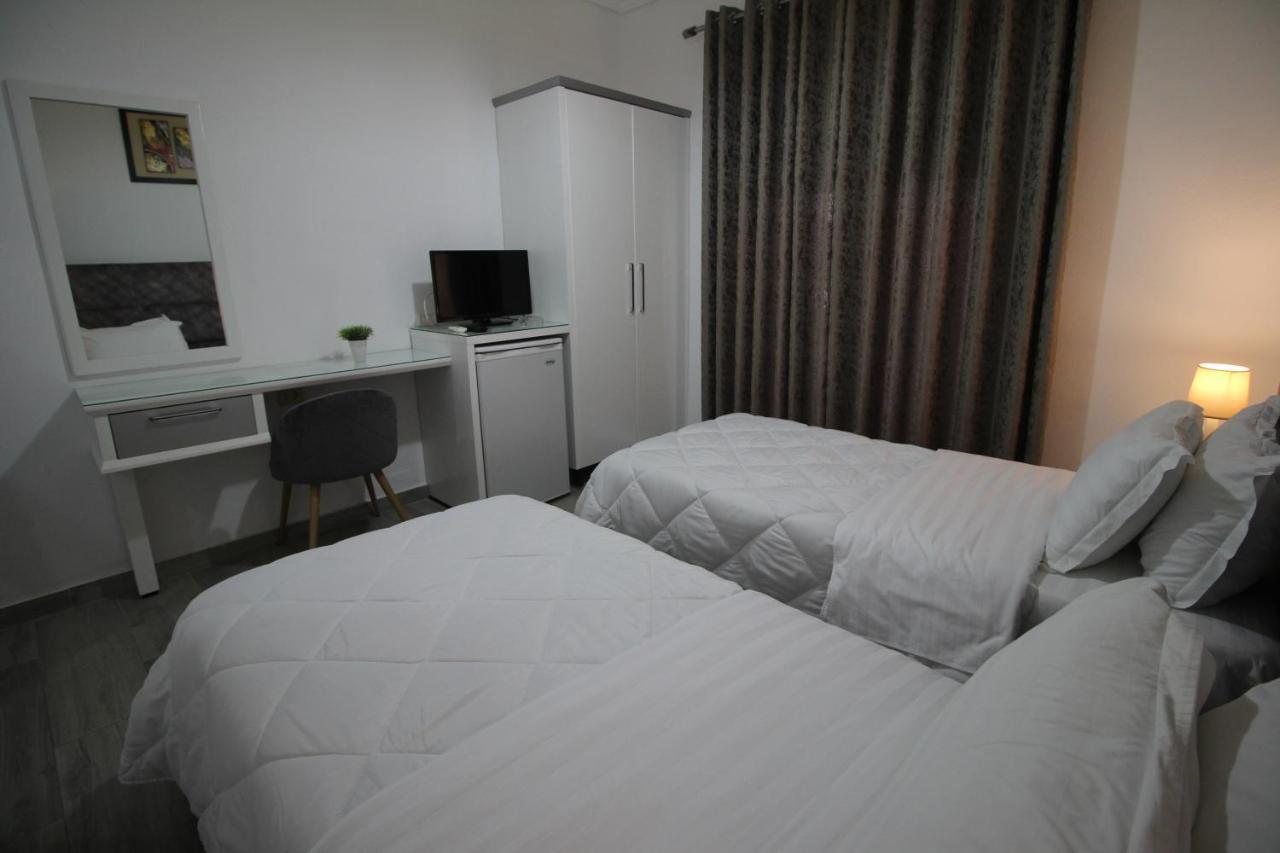 Hotel Julia Sarandë Exterior foto